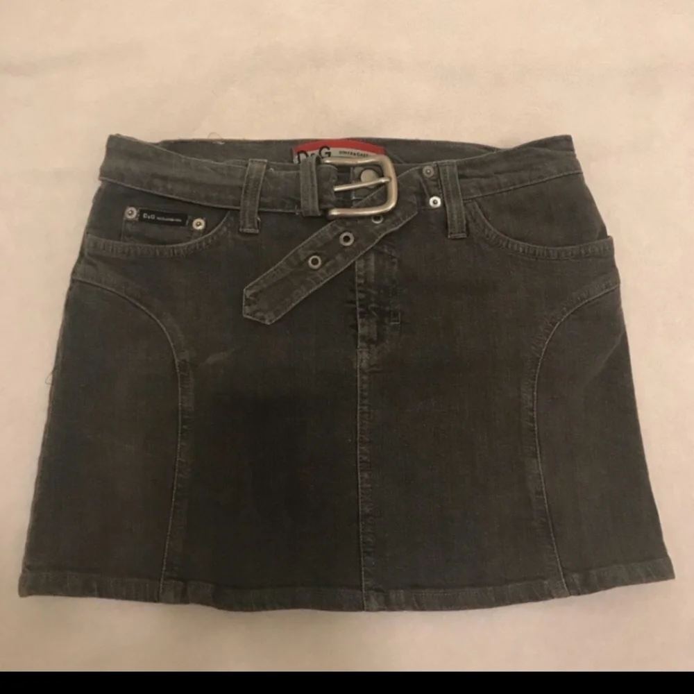 Black Dolce & Gabbana Acid Wash Denim Belted Mini Skirt Leather Patch - Picture 4 of 5